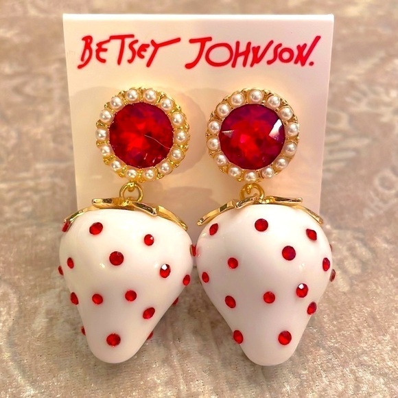 Brand New Betsey Johnson White Strawberry Red Crystal Drop Earrings Valentines - Picture 1 of 13